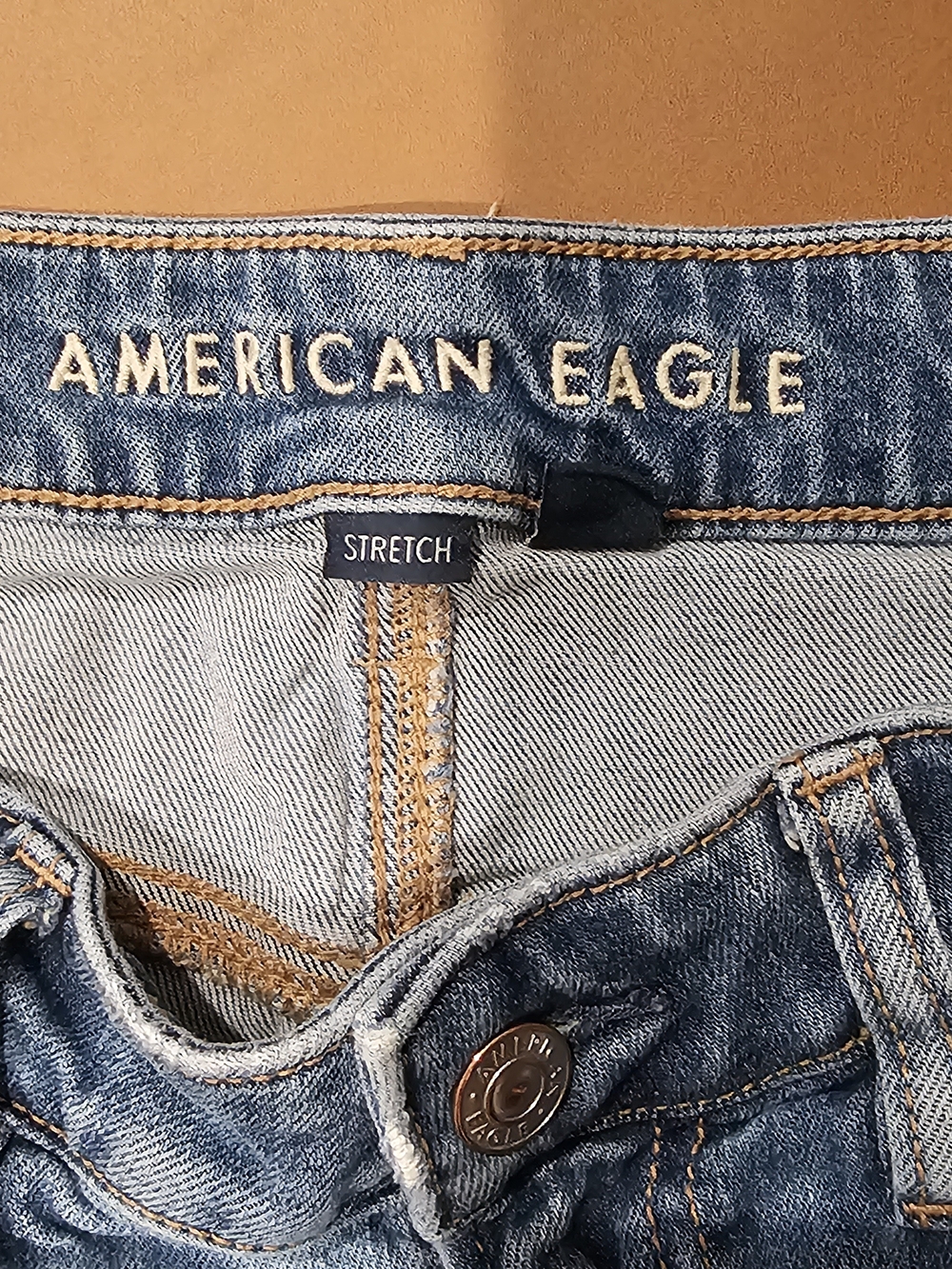 AE Super High-Waisted Baggy Wide-Leg Jean - Picture 5 of 7